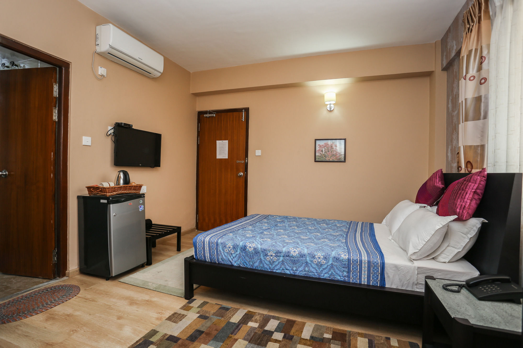 Nirvana Home Катманду Экстерьер фото